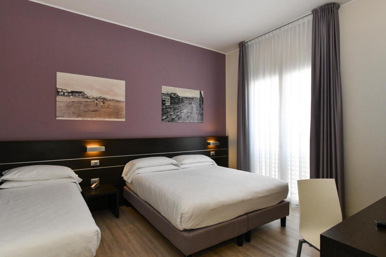 Hotel Vienna Lido di Jesolo Exteriör bild