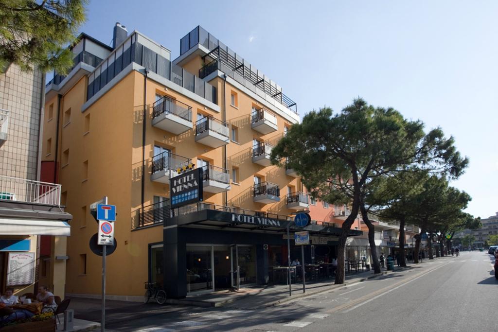 Hotel Vienna Lido di Jesolo Exteriör bild